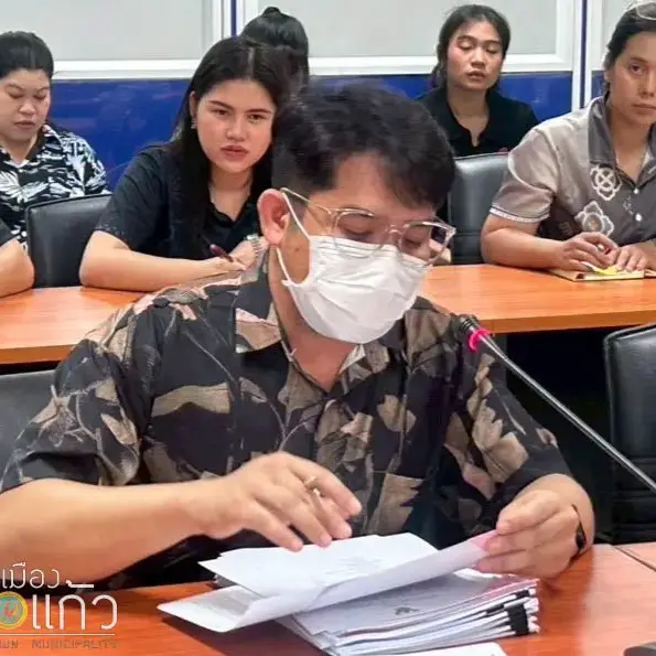 LINE_ALBUM_10469 ประชุม LPA_260410_2